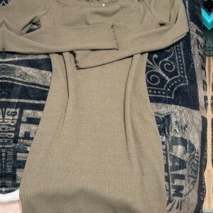 Love Tree Olive Knitwear